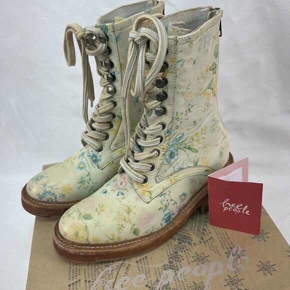 Free People Shoes - Free People Santa Fe Boot Ivory Floral Leather Lace Up Sz 36 (6 US) Cottagecore